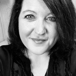 Meet your Posher, Desiree